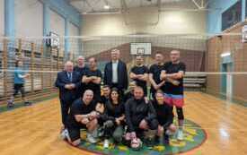 Turniej siatkarski w Opatowie zdj.  9