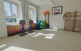 Sala gminastyczna w SP Waleńcz&oacute;w, zdj.  3