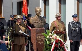 Uroczyste odsłonięcie popiersia rotmistrza Witolda Pileckiego, zdj.  9